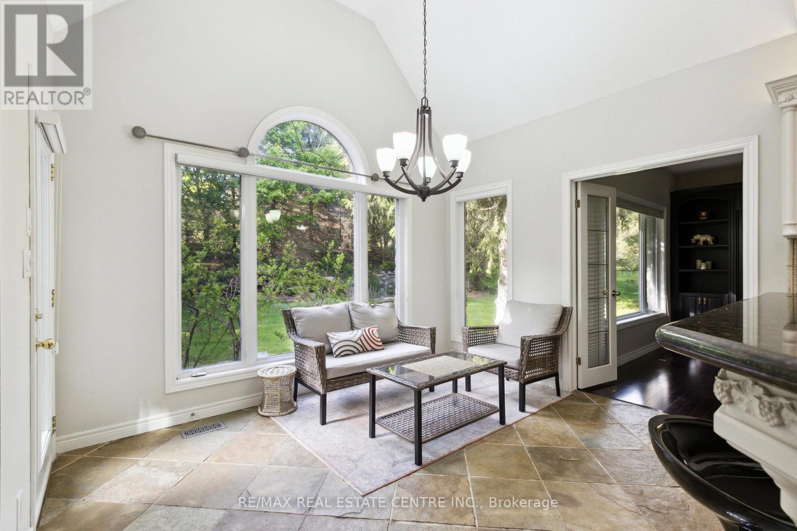 6 Fox Run Road, Puslinch, Ontario  N1H 6H9 - Photo 20 - X12429011
