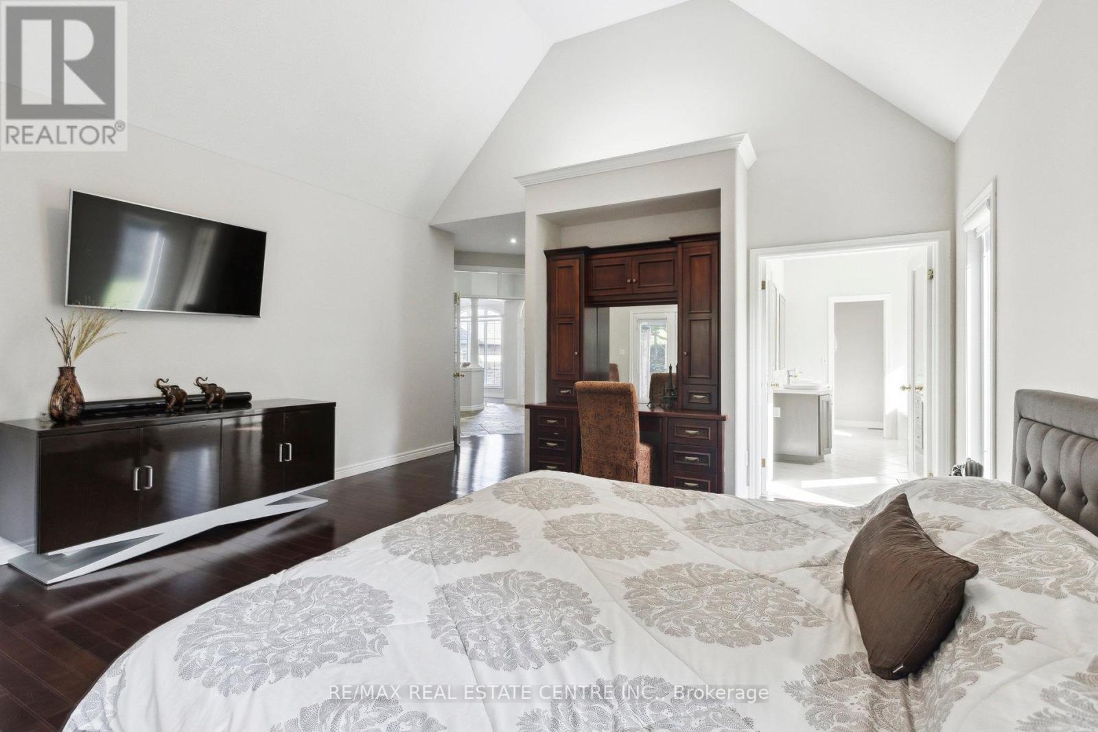 6 Fox Run Road, Puslinch, Ontario  N1H 6H9 - Photo 22 - X12429011