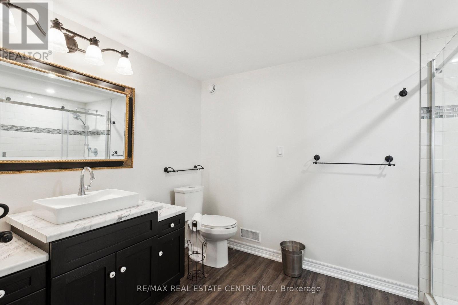 6 Fox Run Road, Puslinch, Ontario  N1H 6H9 - Photo 40 - X12429011