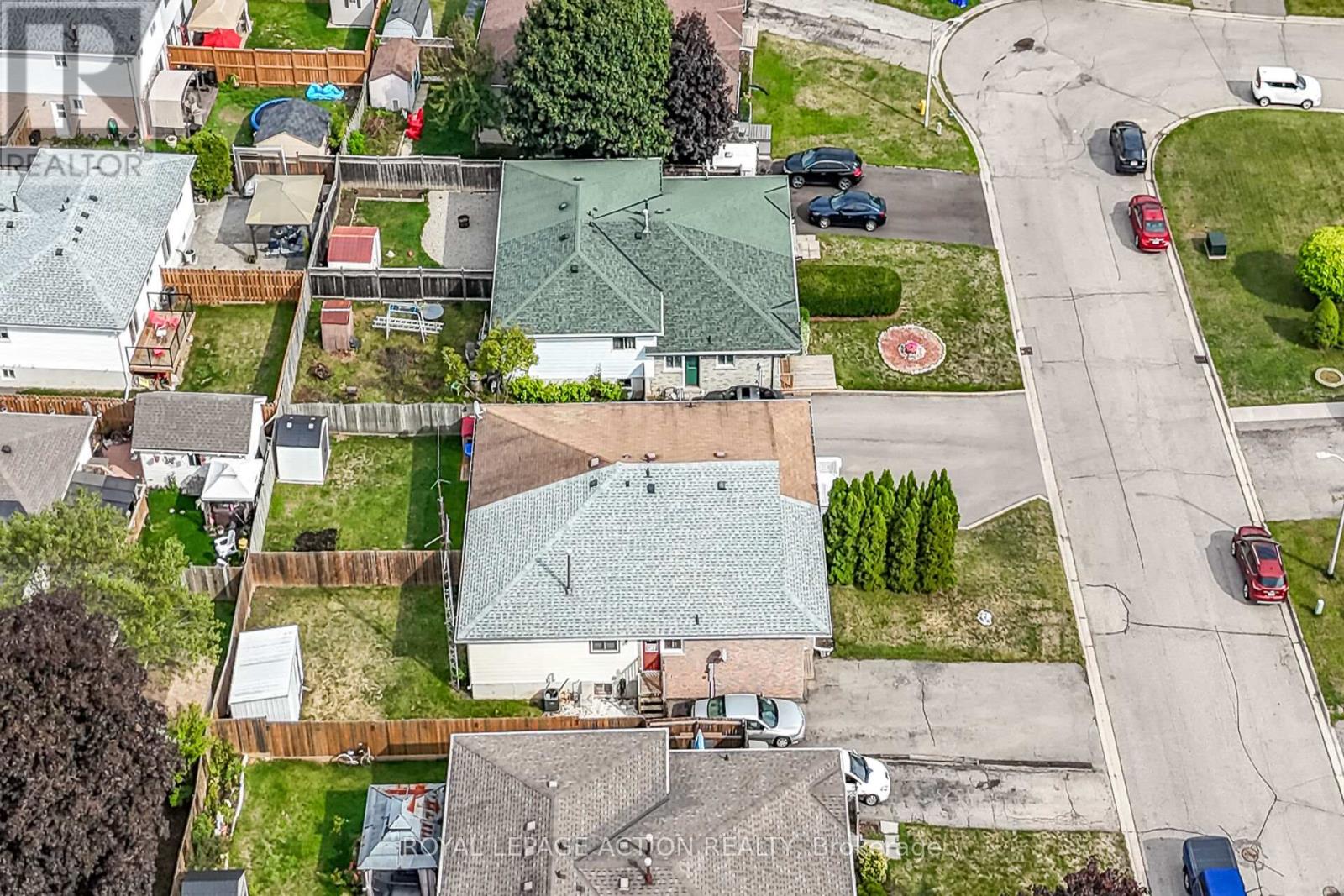 8 Maple Crescent, Brant, Ontario  N3L 3R4 - Photo 35 - X12429017