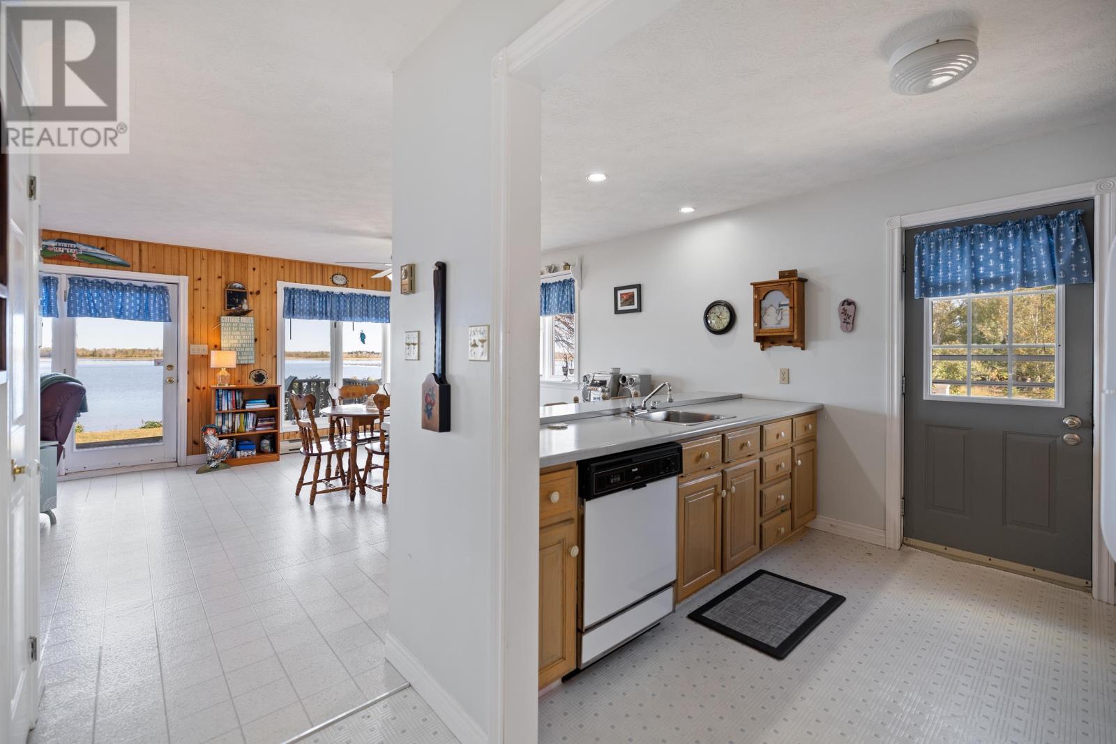 144 Courts Island Road, Donaldston, Prince Edward Island  C0A 1T0 - Photo 13 - 202524459