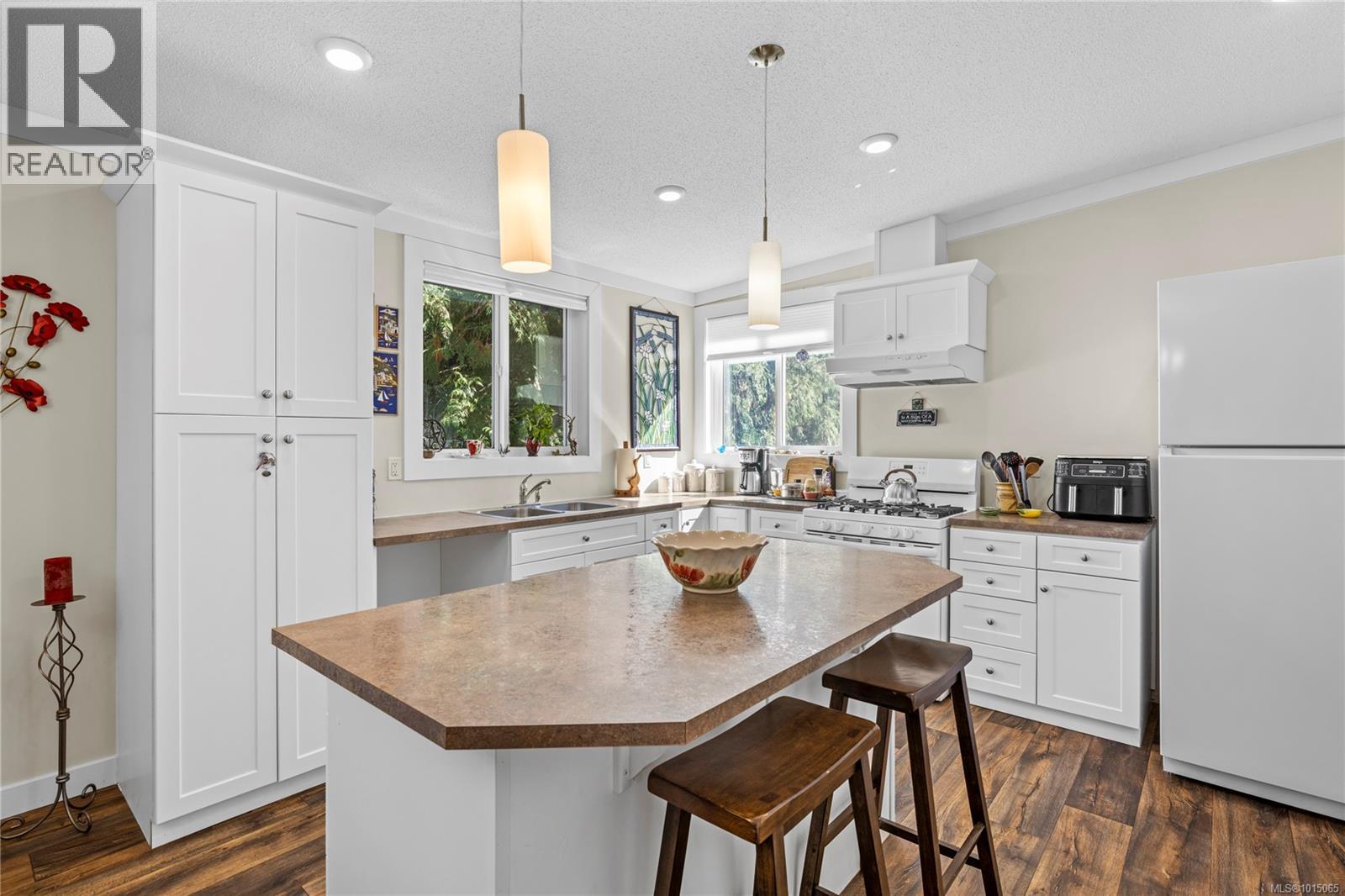 2180 South Lake Rd, Qualicum Beach, British Columbia  V9K 2L7 - Photo 6 - 1015065