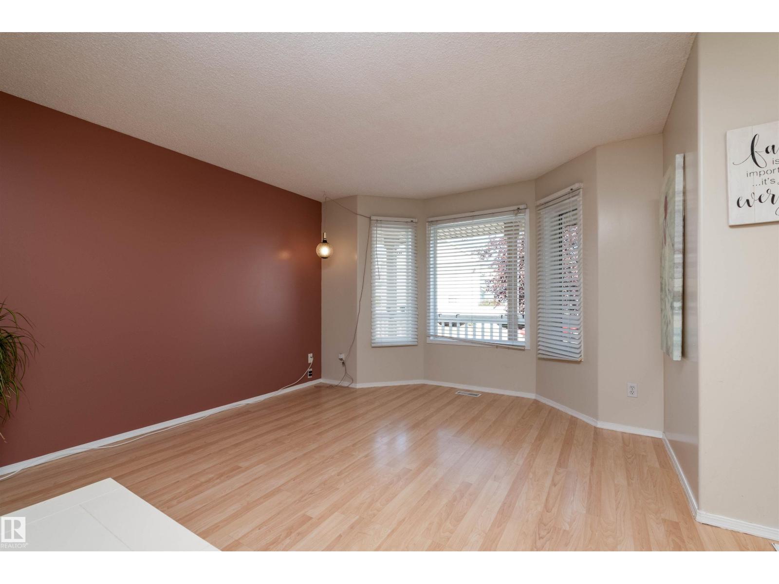 955 Normandy Ln, Sherwood Park, Alberta  T8A 5X6 - Photo 8 - E4459691