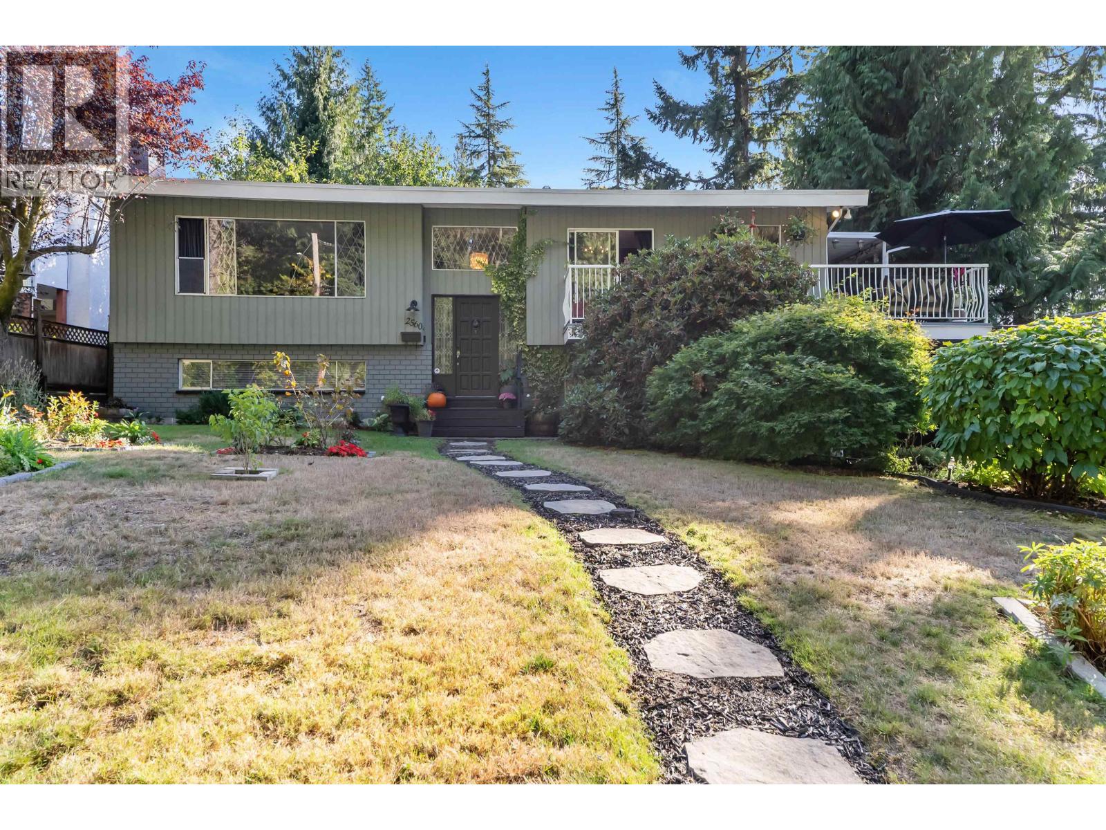 2560 HAVERSLEY AVENUE, Coquitlam, British Columbia
