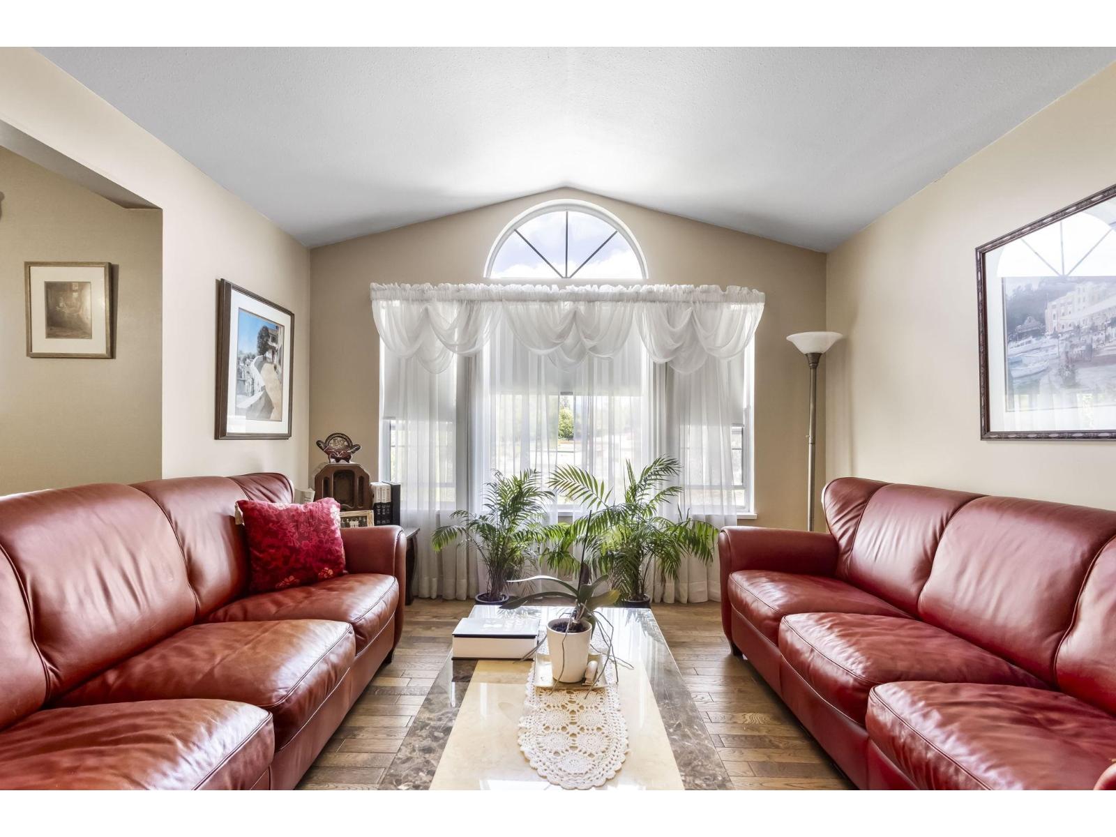 8479 Cade Barr Street, Mission, British Columbia  V2V 7K4 - Photo 4 - R3052052