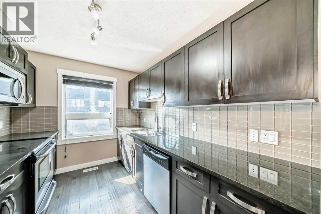 326 Covecreek Circle Ne, Calgary, Alberta  T3K 0W6 - Photo 19 - A2259741