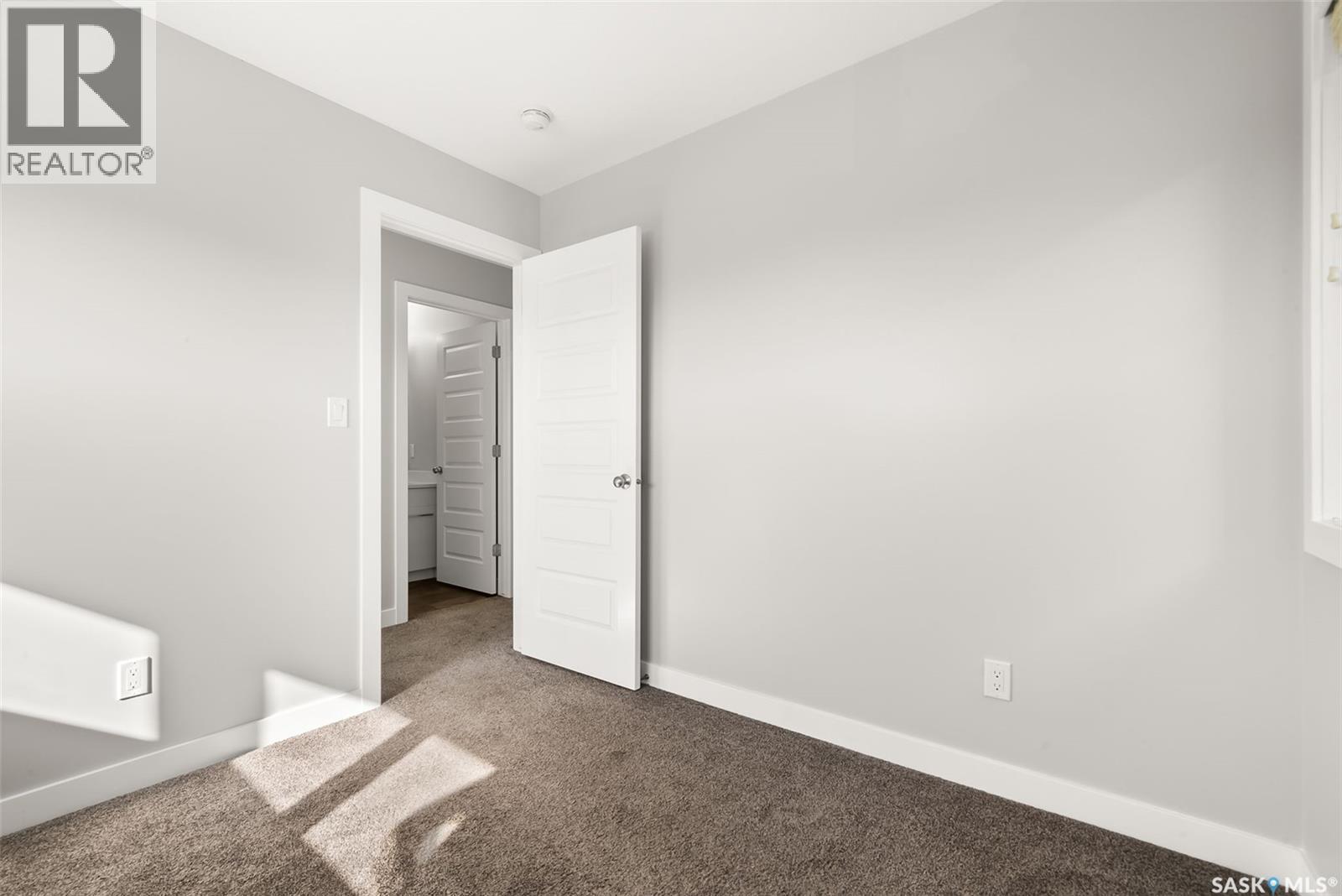 5308 Green Alder Way E, Regina, Saskatchewan  S4V 3M7 - Photo 30 - SK019474