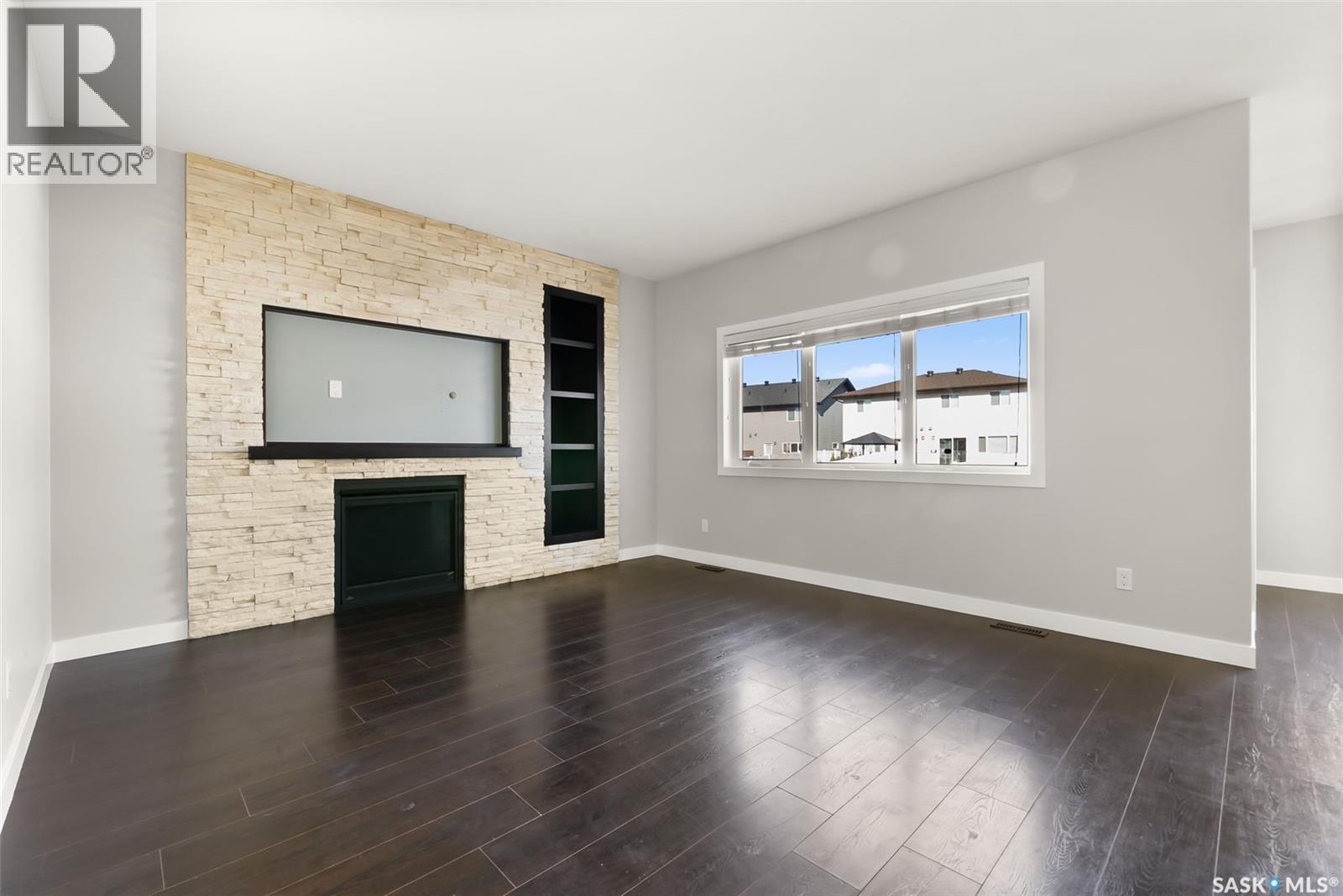 5308 Green Alder Way E, Regina, Saskatchewan  S4V 3M7 - Photo 5 - SK019474