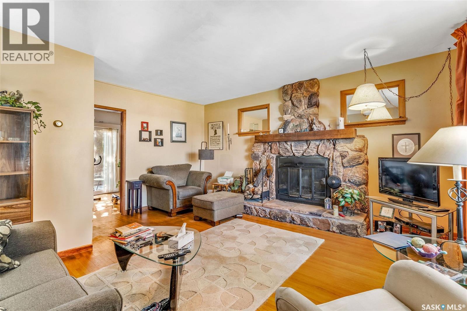 135 21st Street W, Prince Albert, Saskatchewan  S6V 4H8 - Photo 4 - SK019423