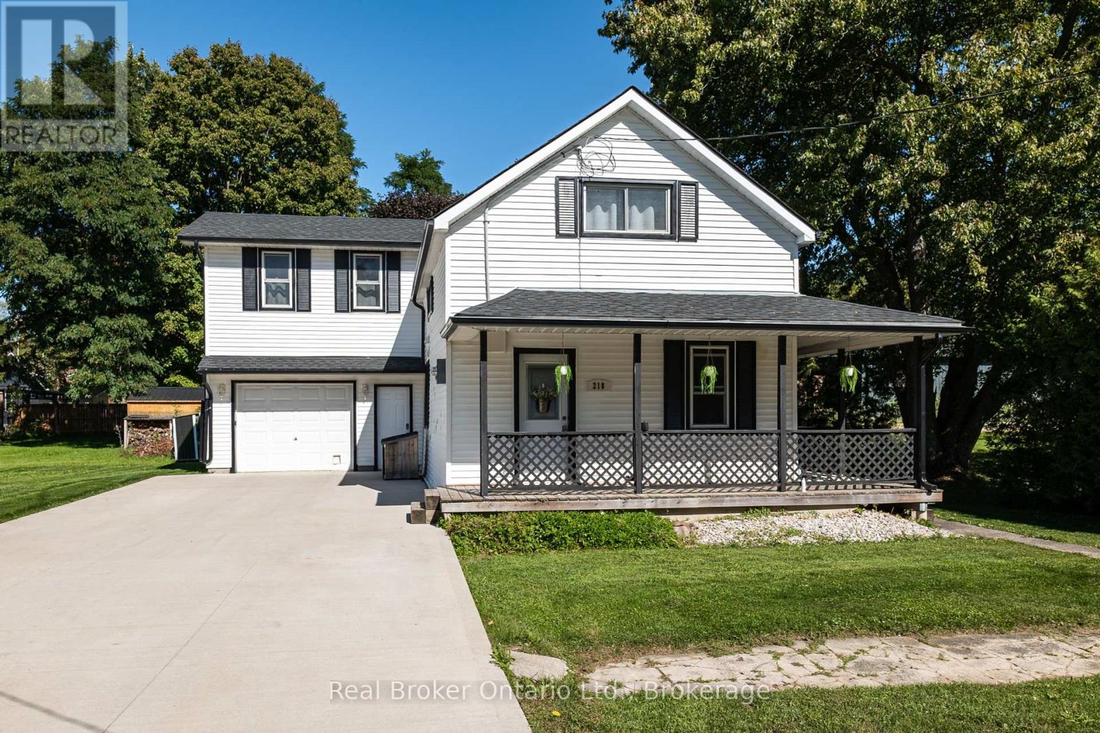 218 Cambridge Street, Arran-Elderslie, Ontario  N0G 2N0 - Photo 1 - X12213983