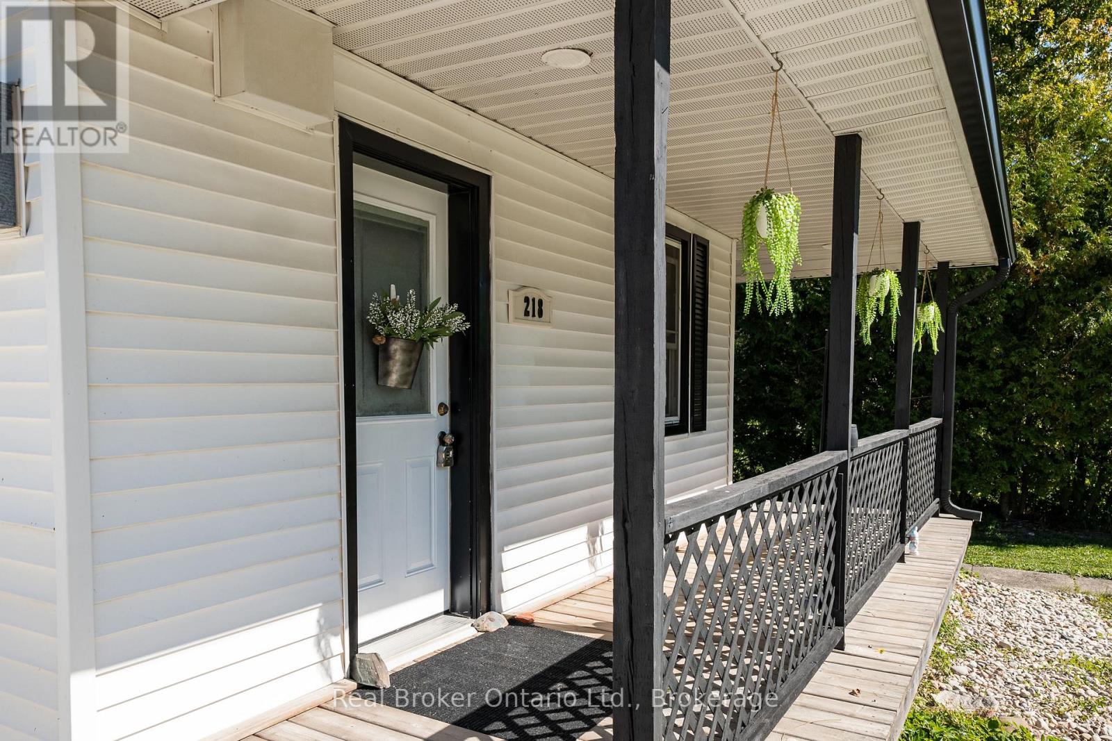 218 Cambridge Street, Arran-Elderslie, Ontario  N0G 2N0 - Photo 4 - X12213983