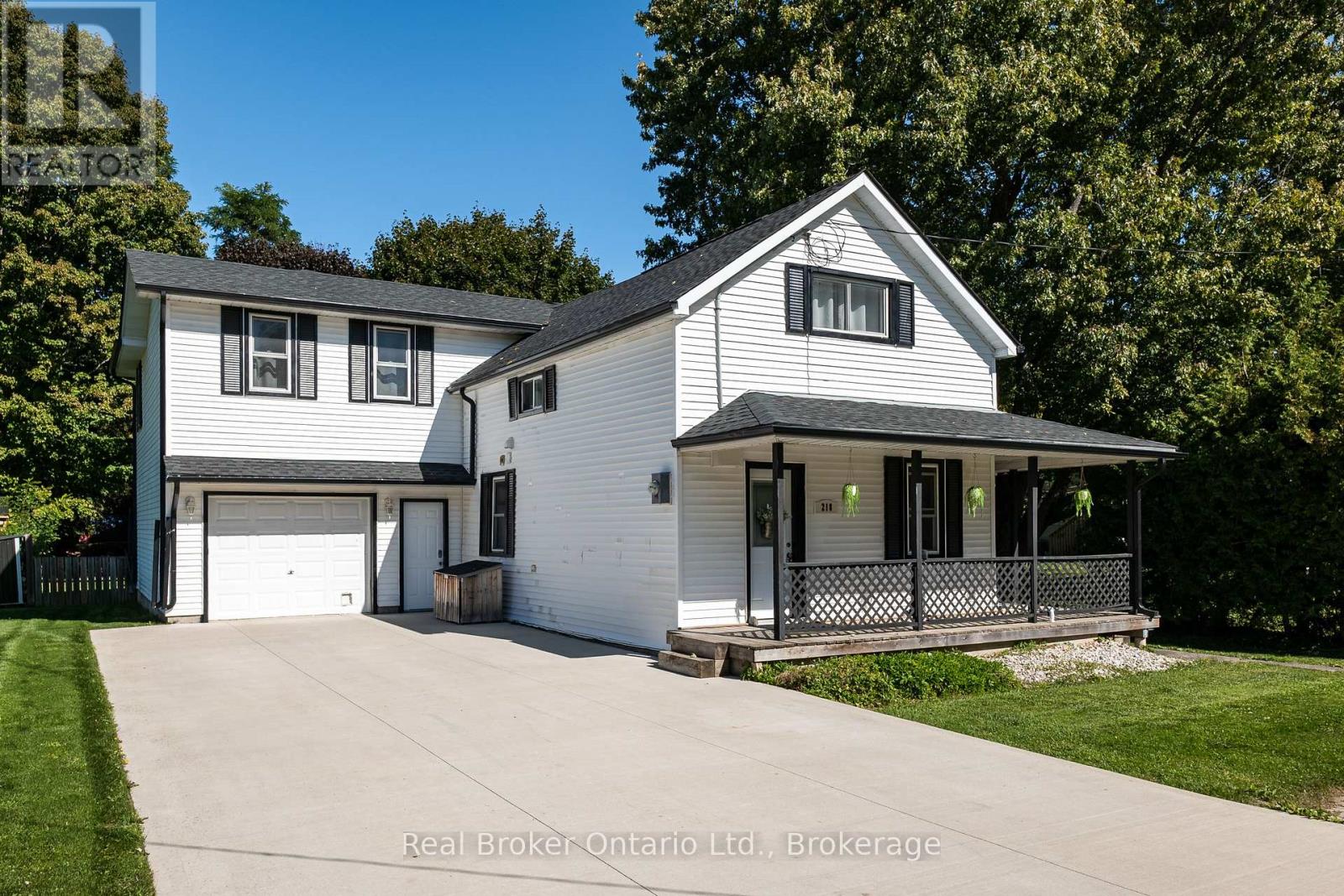 218 Cambridge Street, Arran-Elderslie, Ontario  N0G 2N0 - Photo 2 - X12213983