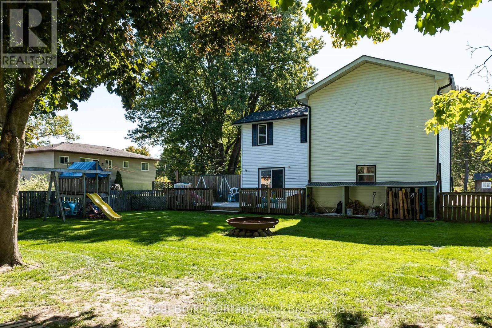 218 Cambridge Street, Arran-Elderslie, Ontario  N0G 2N0 - Photo 40 - X12213983
