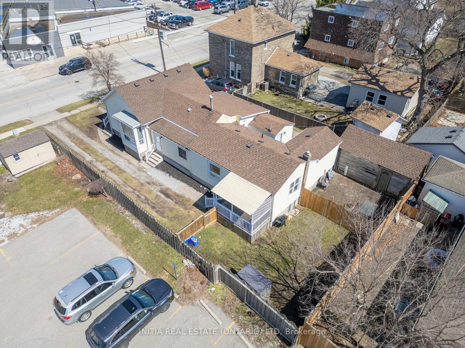187 Maxwell Street, Sarnia, Ontario  N7T 5C2 - Photo 5 - X12428369