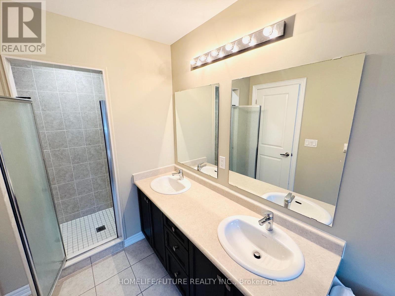 20 Aldridge Lane, Clarington, Ontario  L1B 0K8 - Photo 12 - E12422709