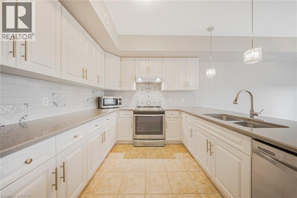 1108 Fairway Road N Unit# C, Kitchener, Ontario  N2A 0J3 - Photo 7 - 40772147