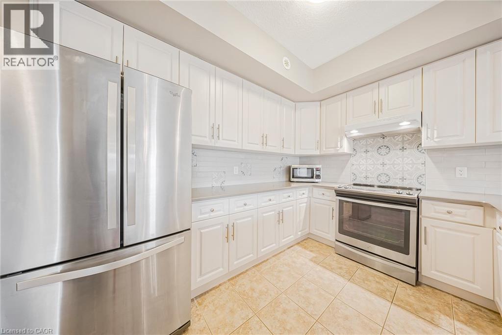 1108 Fairway Road N Unit# C, Kitchener, Ontario  N2A 0J3 - Photo 9 - 40772147
