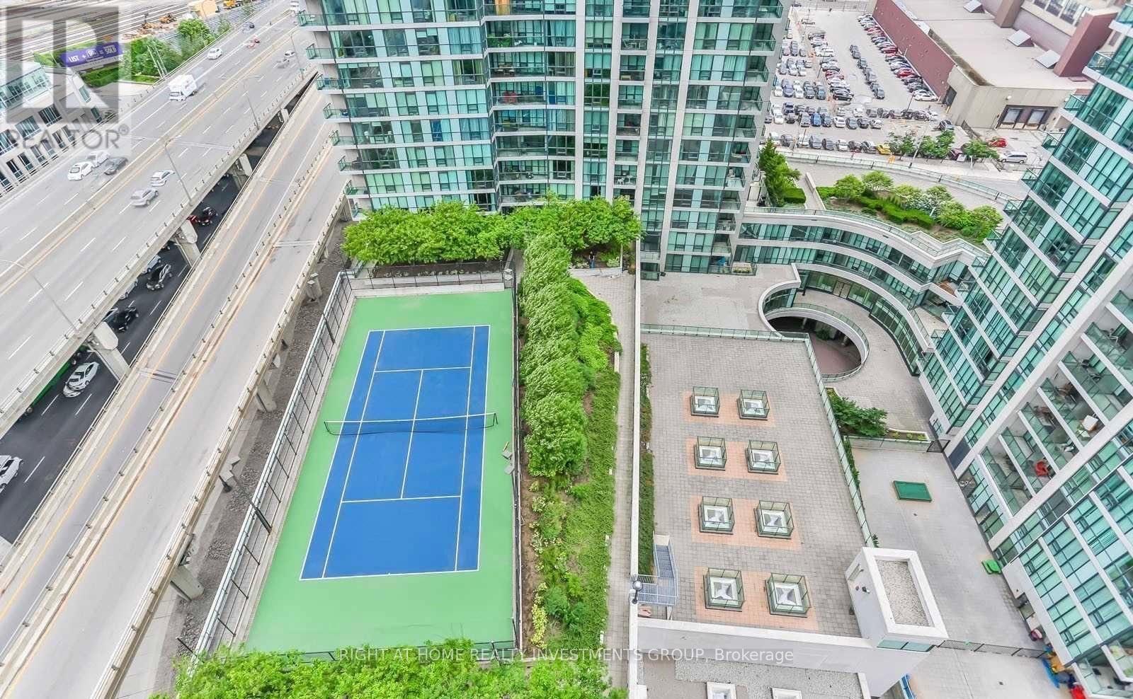 2606 - 12 Yonge Street, Toronto, Ontario  M5E 1Z9 - Photo 5 - C12429106
