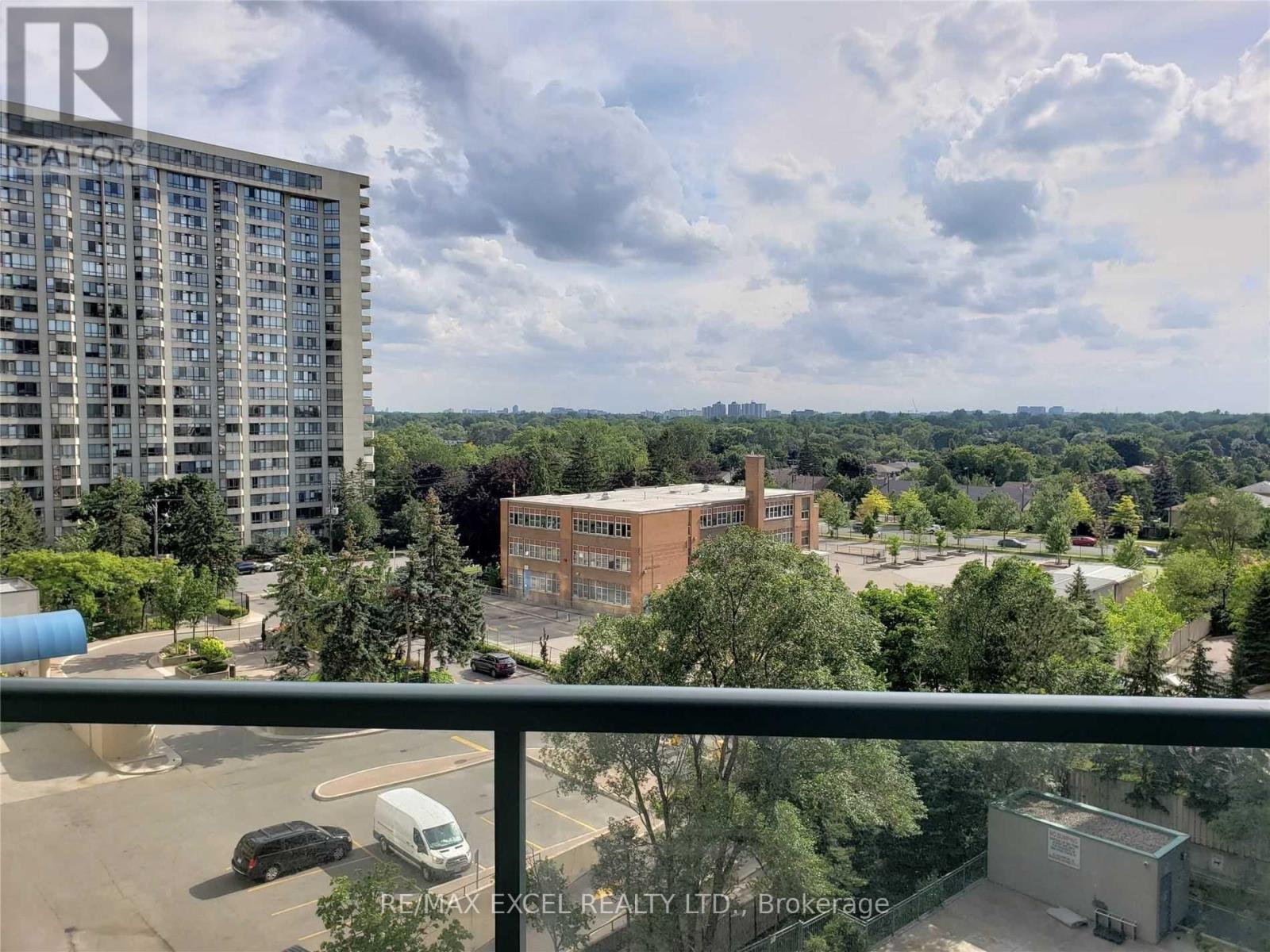 606 - 5500 Yonge Street, Toronto, Ontario  M2N 7L1 - Photo 2 - C12429127