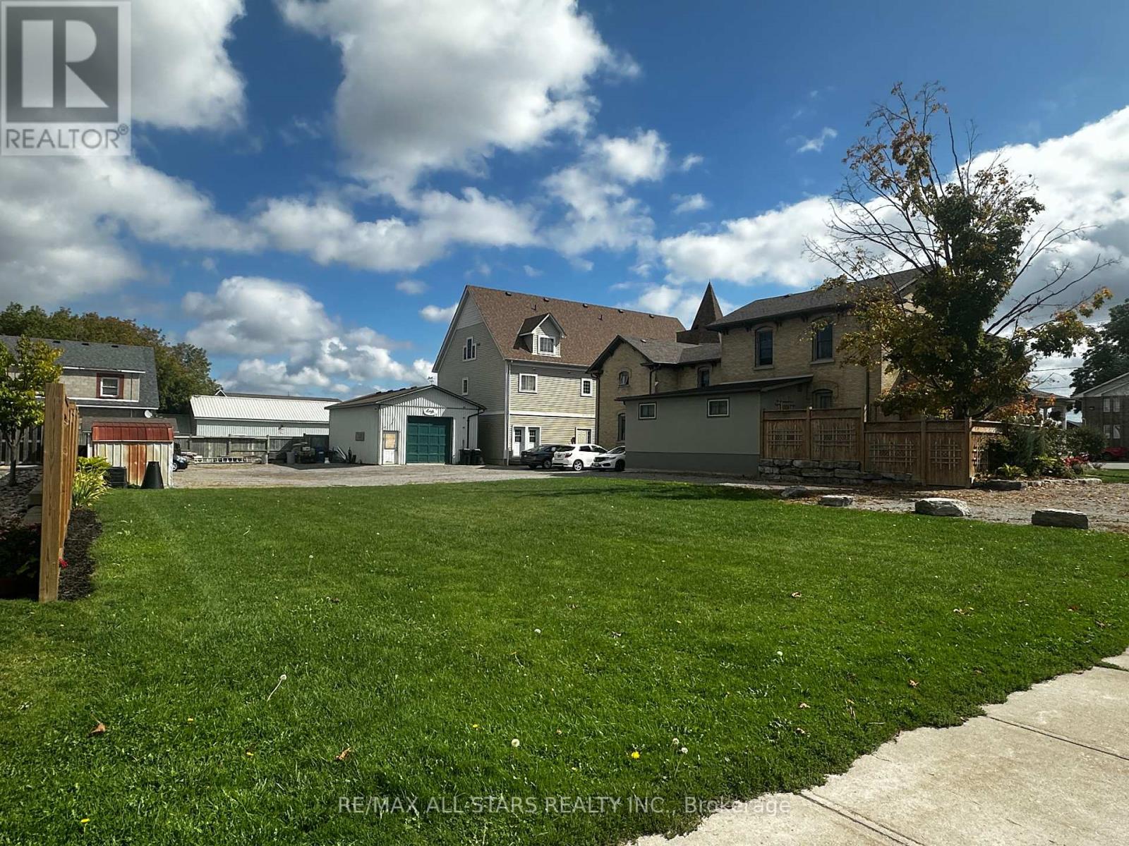 103 Perry Street, Scugog, Ontario  L9L 1B9 - Photo 1 - E12429211