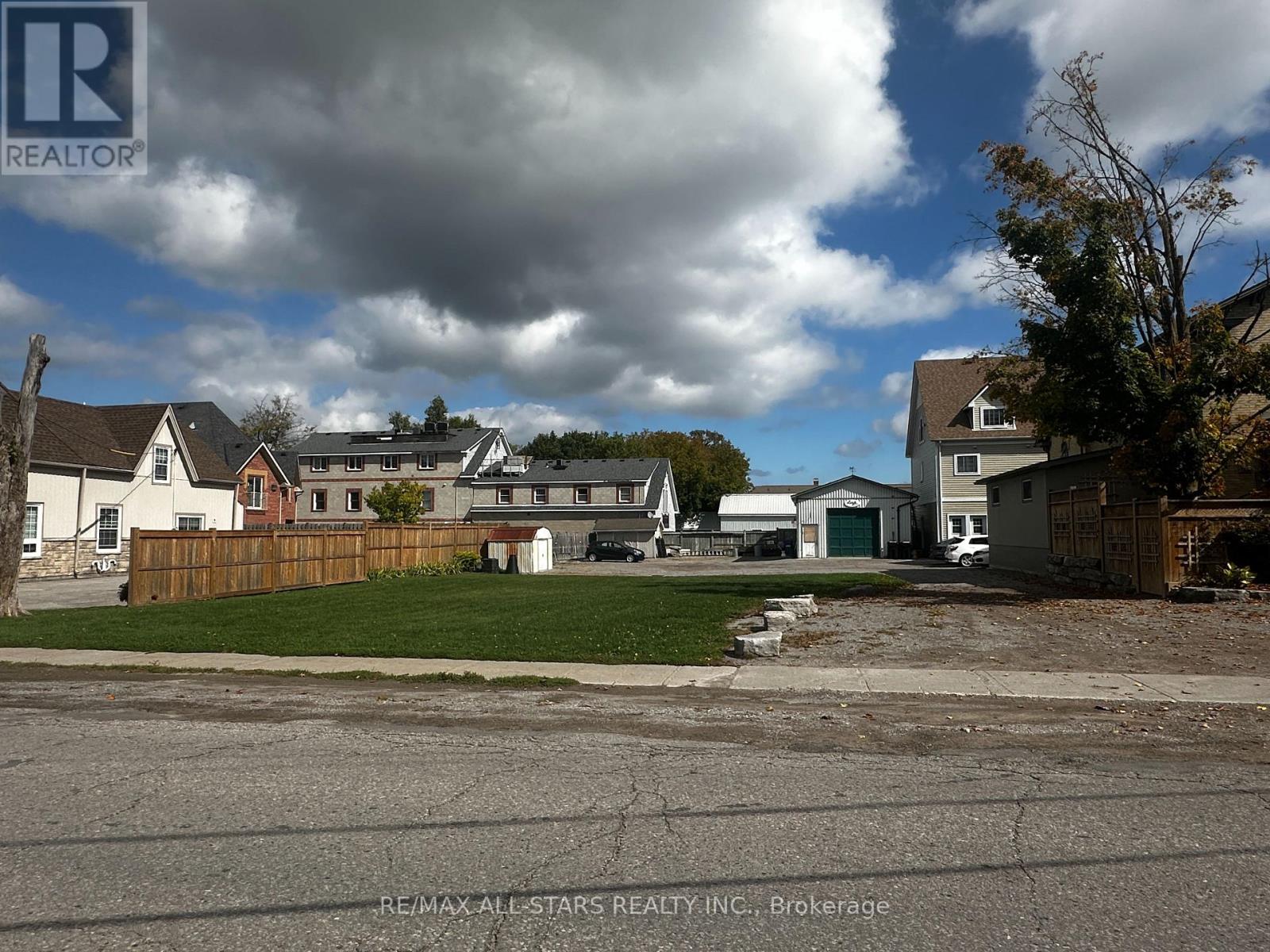 103 Perry Street, Scugog, Ontario  L9L 1B9 - Photo 3 - E12429211