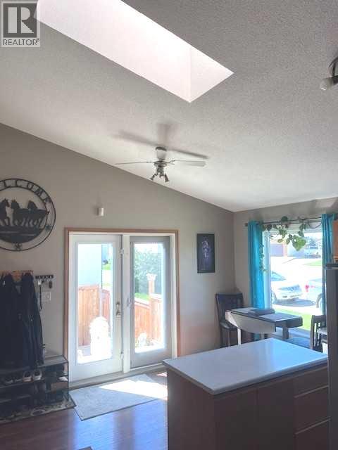98 Westview Crescent, Blackfalds, Alberta  T0M 0J0 - Photo 6 - A2257340