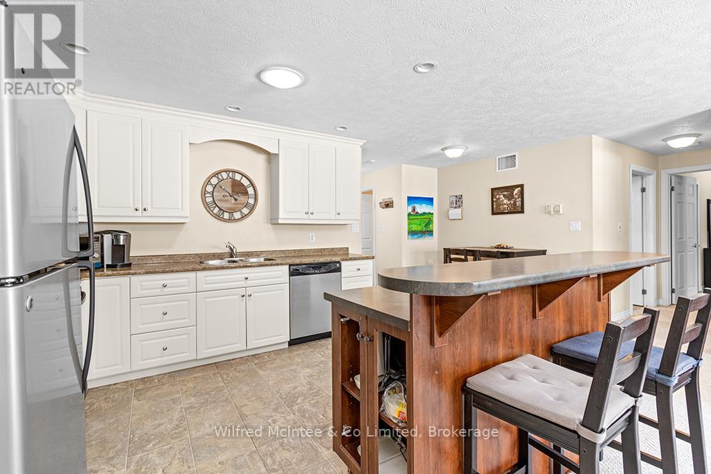 406 - 125 William Street N, Brockton, Ontario  N0G 2V0 - Photo 2 - X12295377