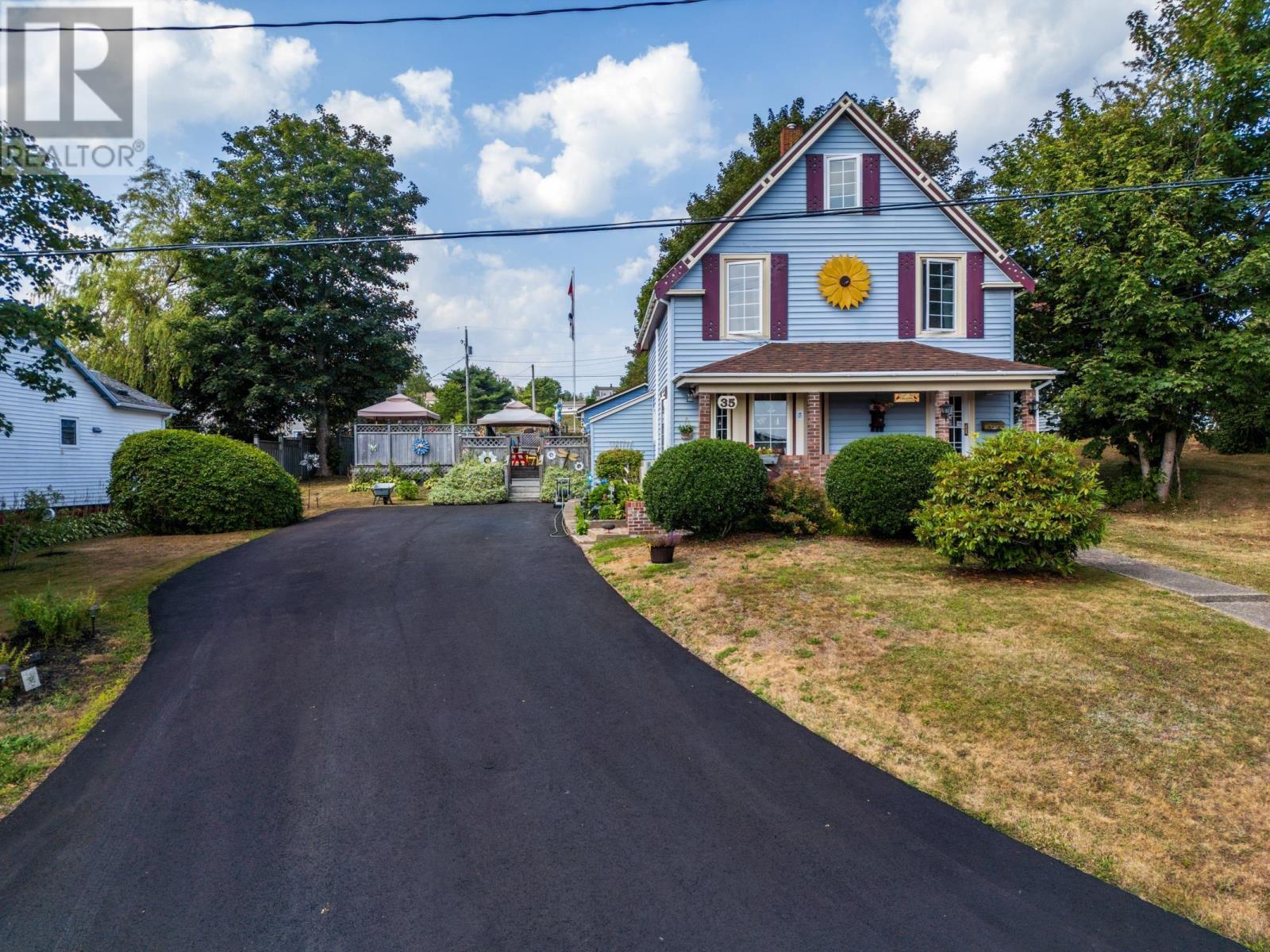 35 King Street, Digby, Nova Scotia  B0V 1A0 - Photo 2 - 202520733