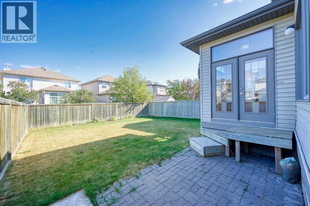 19 Westpoint Court Sw, Calgary, Alberta  T3H 4M7 - Photo 5 - A2259231