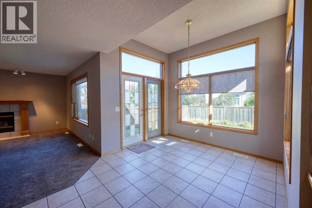 19 Westpoint Court Sw, Calgary, Alberta  T3H 4M7 - Photo 14 - A2259231
