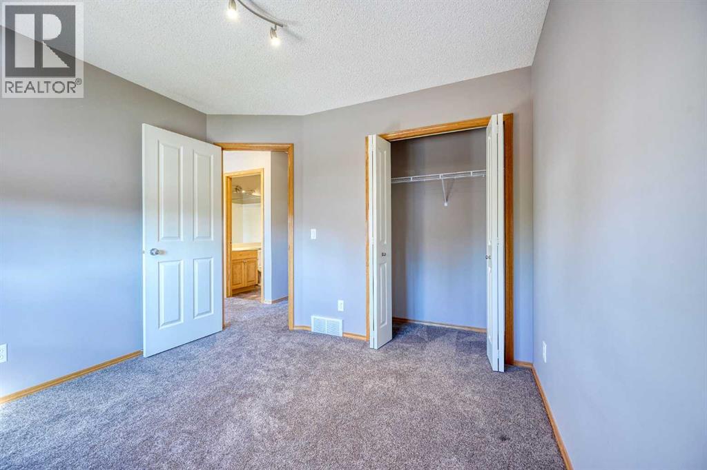 19 Westpoint Court Sw, Calgary, Alberta  T3H 4M7 - Photo 29 - A2259231