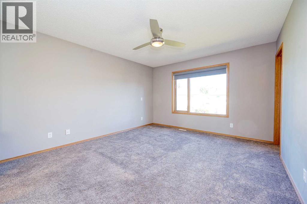 19 Westpoint Court Sw, Calgary, Alberta  T3H 4M7 - Photo 19 - A2259231