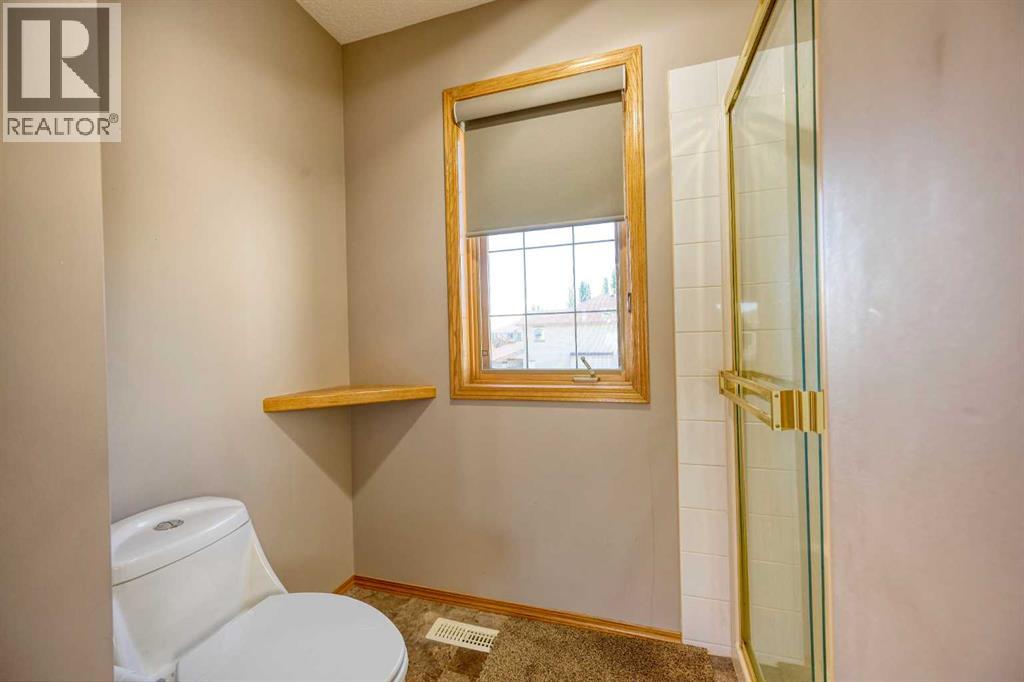 19 Westpoint Court Sw, Calgary, Alberta  T3H 4M7 - Photo 26 - A2259231