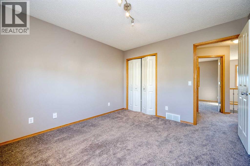 19 Westpoint Court Sw, Calgary, Alberta  T3H 4M7 - Photo 30 - A2259231