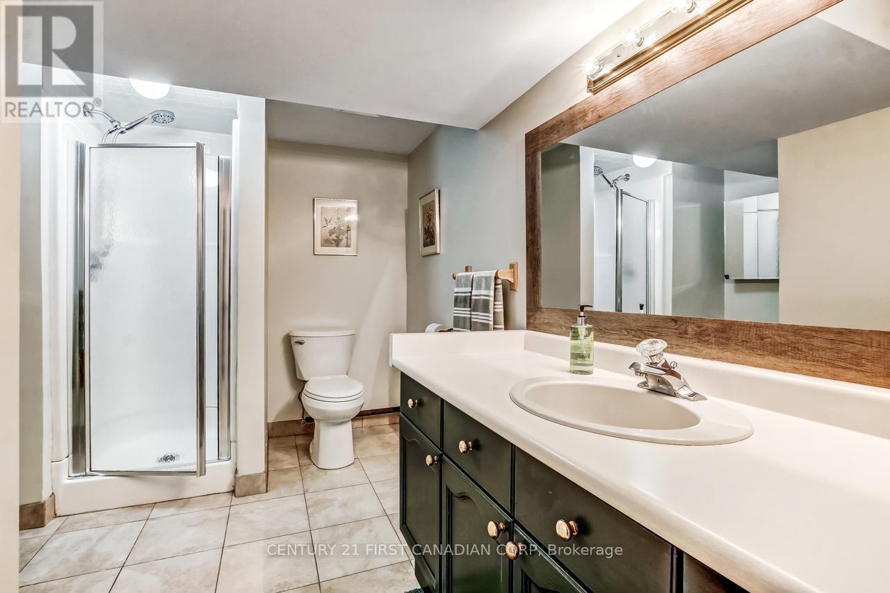 440 Castlegrove Boulevard, London North, Ontario  N6G 1K8 - Photo 23 - X12429153