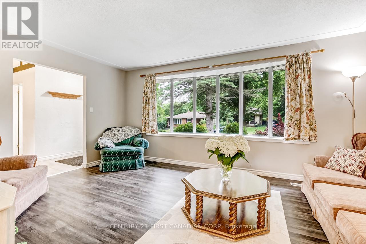 440 Castlegrove Boulevard, London North, Ontario  N6G 1K8 - Photo 5 - X12429153