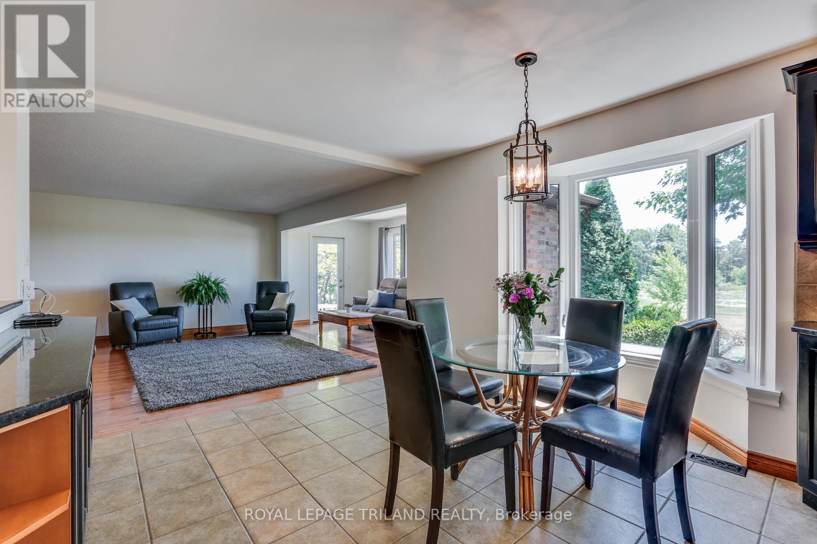 22604 Vanneck Road, Middlesex Centre, Ontario  N0M 2A0 - Photo 19 - X12429218