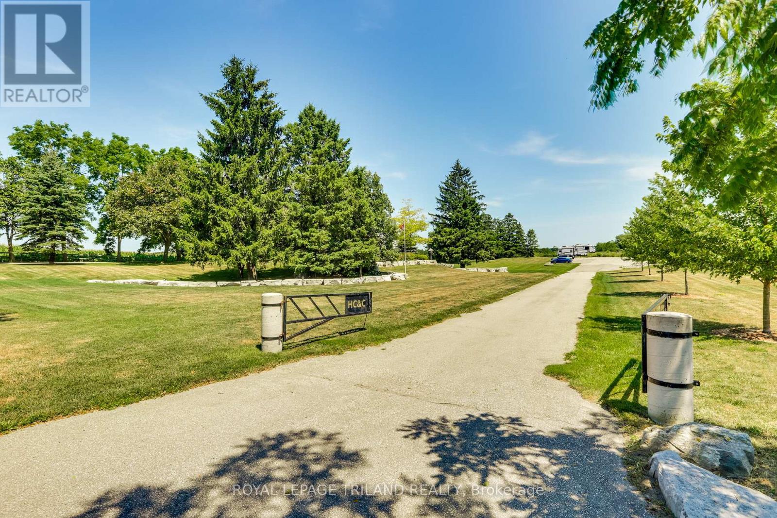 22604 Vanneck Road, Middlesex Centre, Ontario  N0M 2A0 - Photo 37 - X12429218