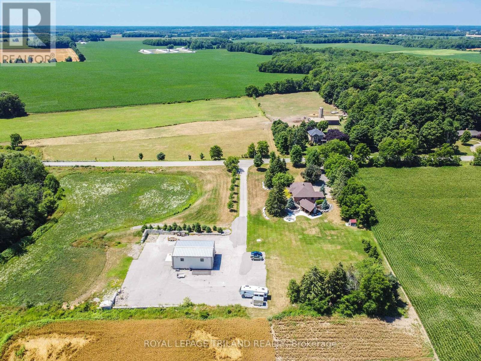 22604 Vanneck Road, Middlesex Centre, Ontario  N0M 2A0 - Photo 42 - X12429218