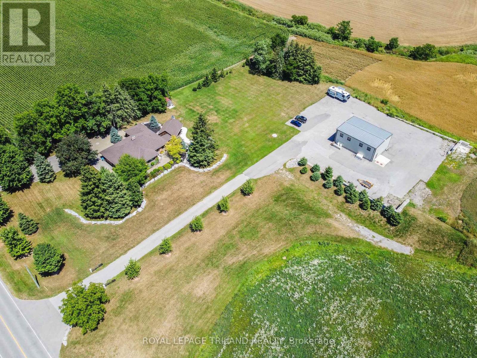 22604 Vanneck Road, Middlesex Centre, Ontario  N0M 2A0 - Photo 44 - X12429218