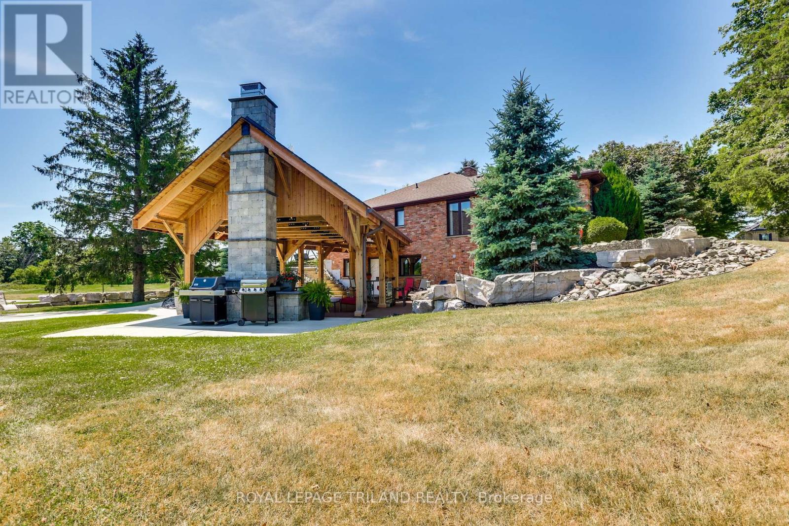 22604 Vanneck Road, Middlesex Centre, Ontario  N0M 2A0 - Photo 9 - X12429218