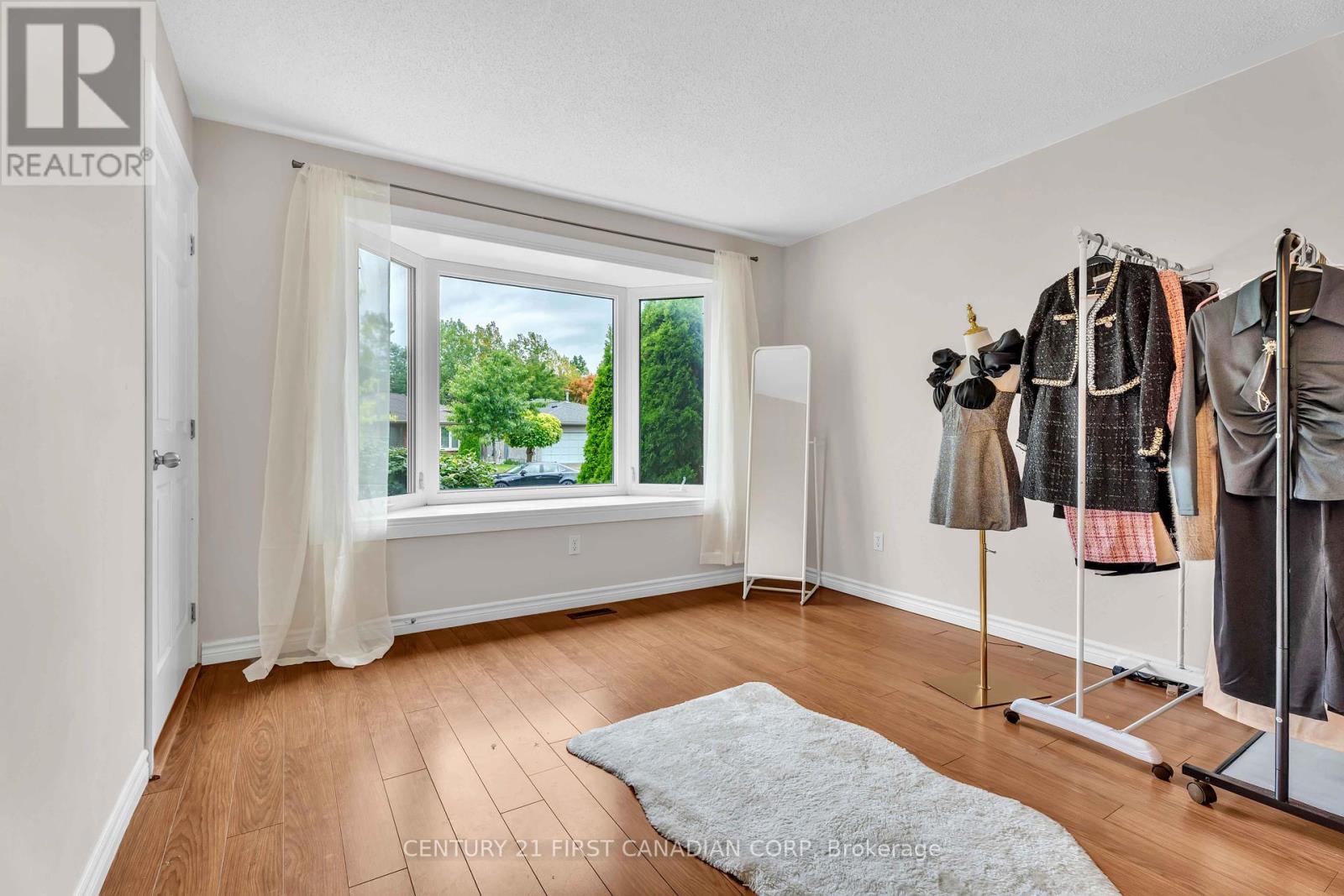 400 Barker Street, London East, Ontario  N5Y 5G6 - Photo 14 - X12429240
