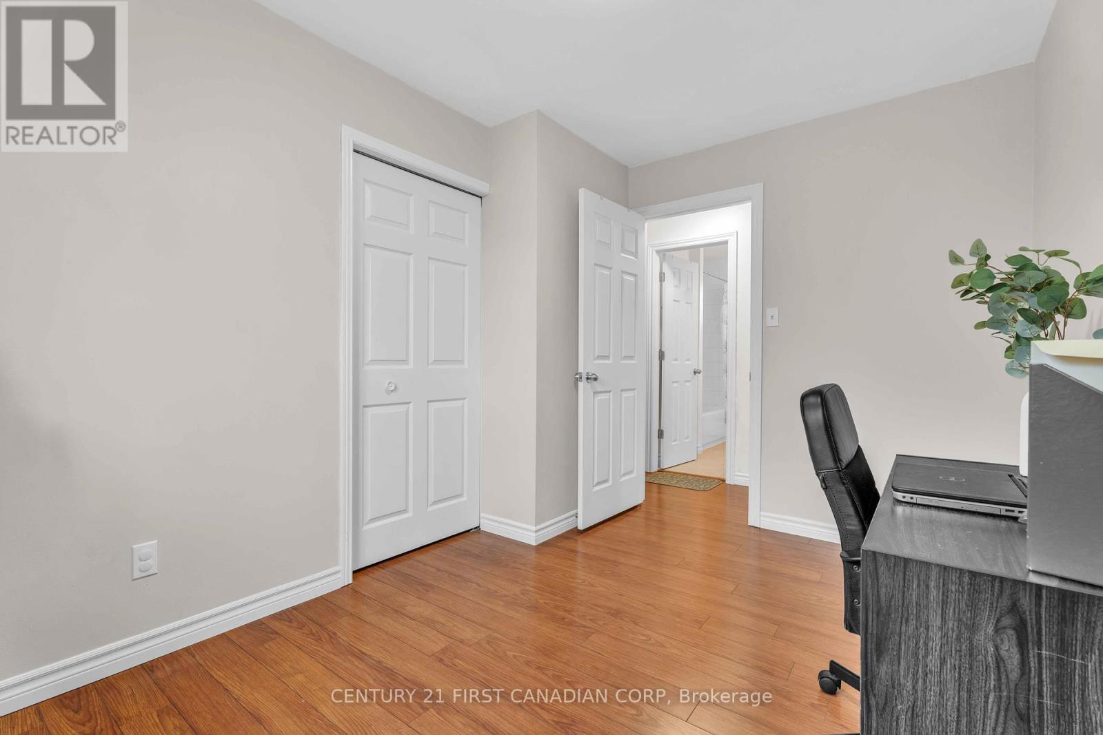 400 Barker Street, London East, Ontario  N5Y 5G6 - Photo 23 - X12429240