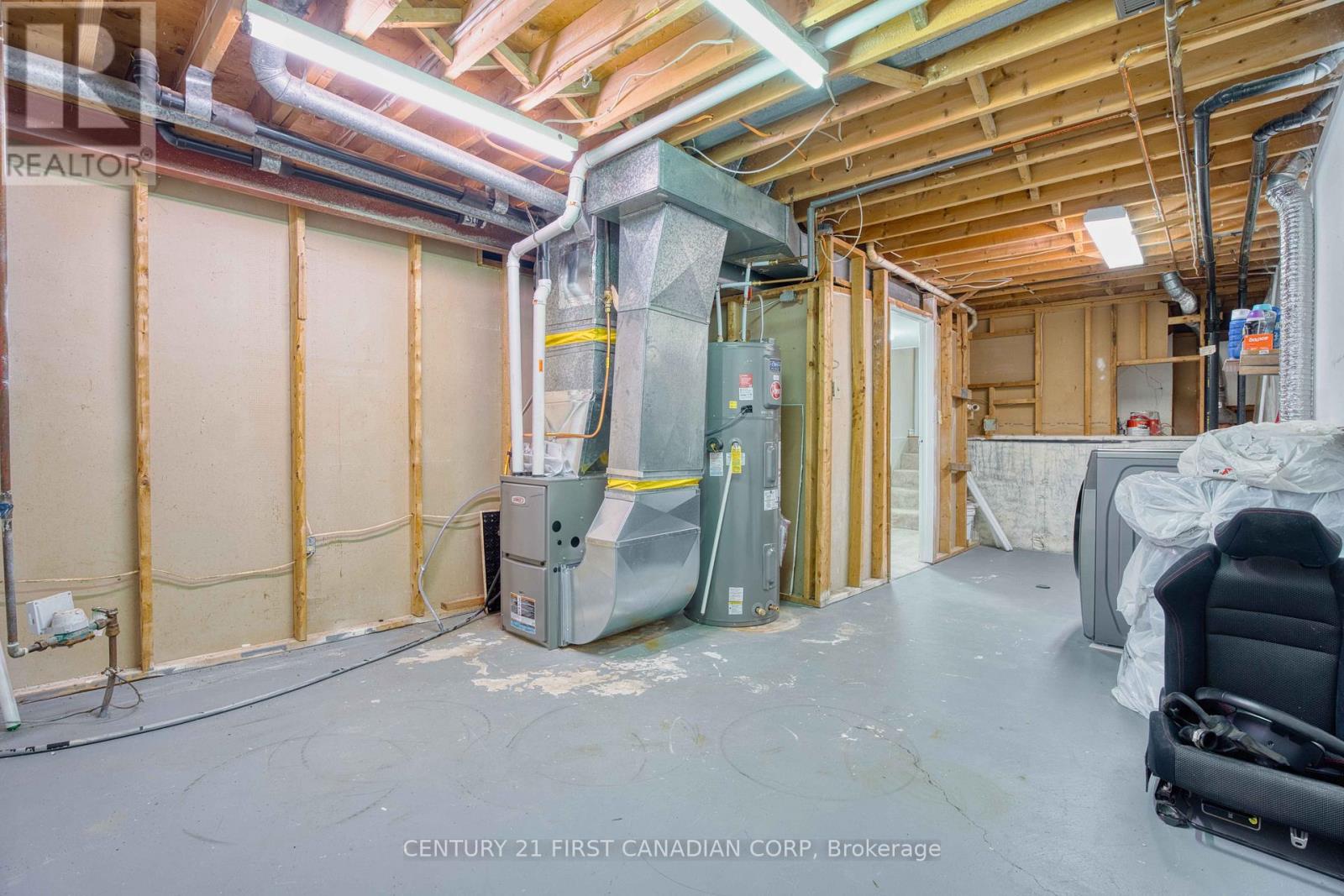 400 Barker Street, London East, Ontario  N5Y 5G6 - Photo 33 - X12429240