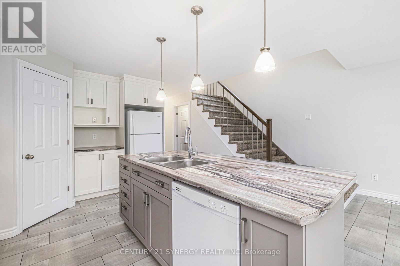 14a George Street, North Stormont, Ontario  K0A 1R0 - Photo 10 - X12429156