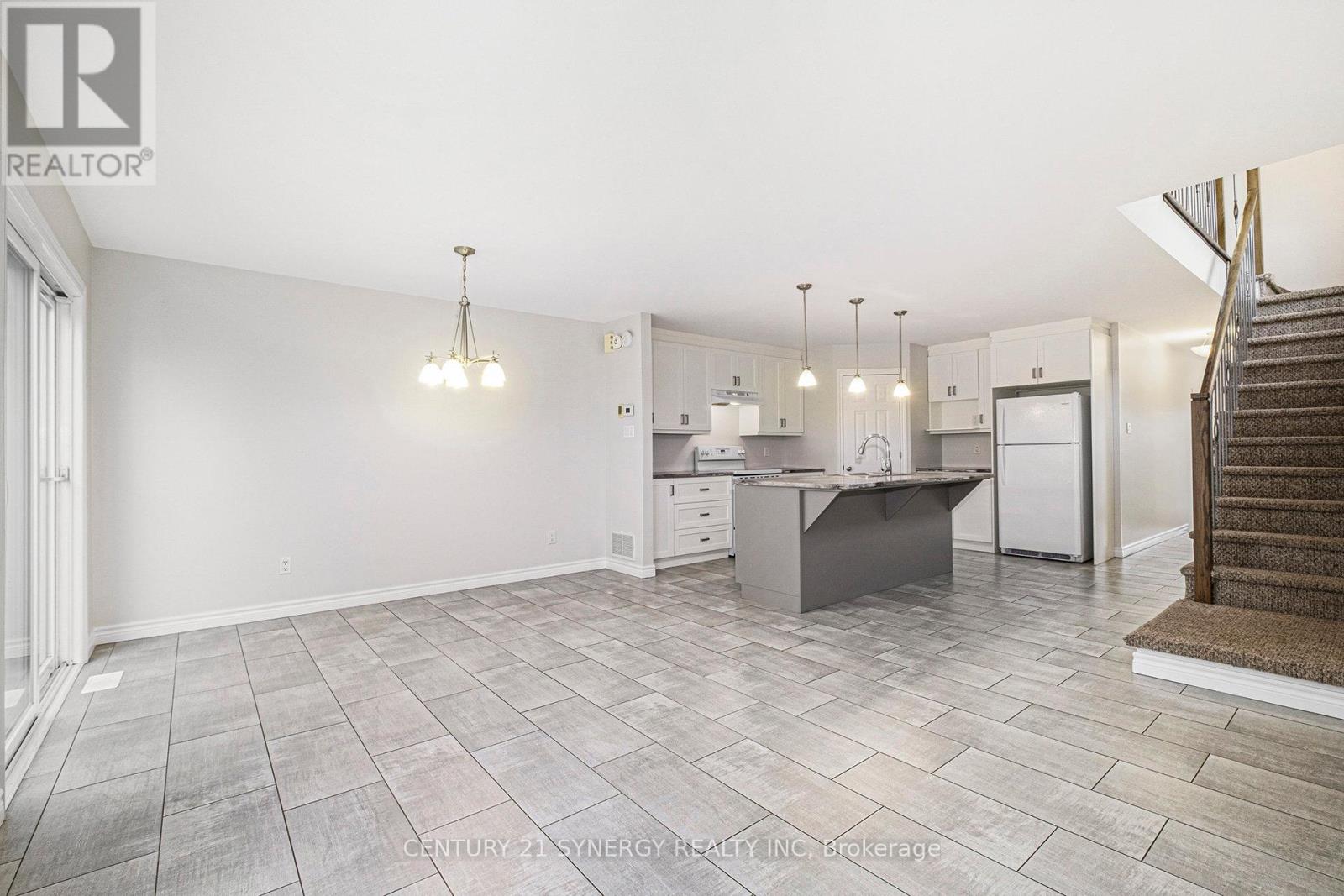14a George Street, North Stormont, Ontario  K0A 1R0 - Photo 17 - X12429156