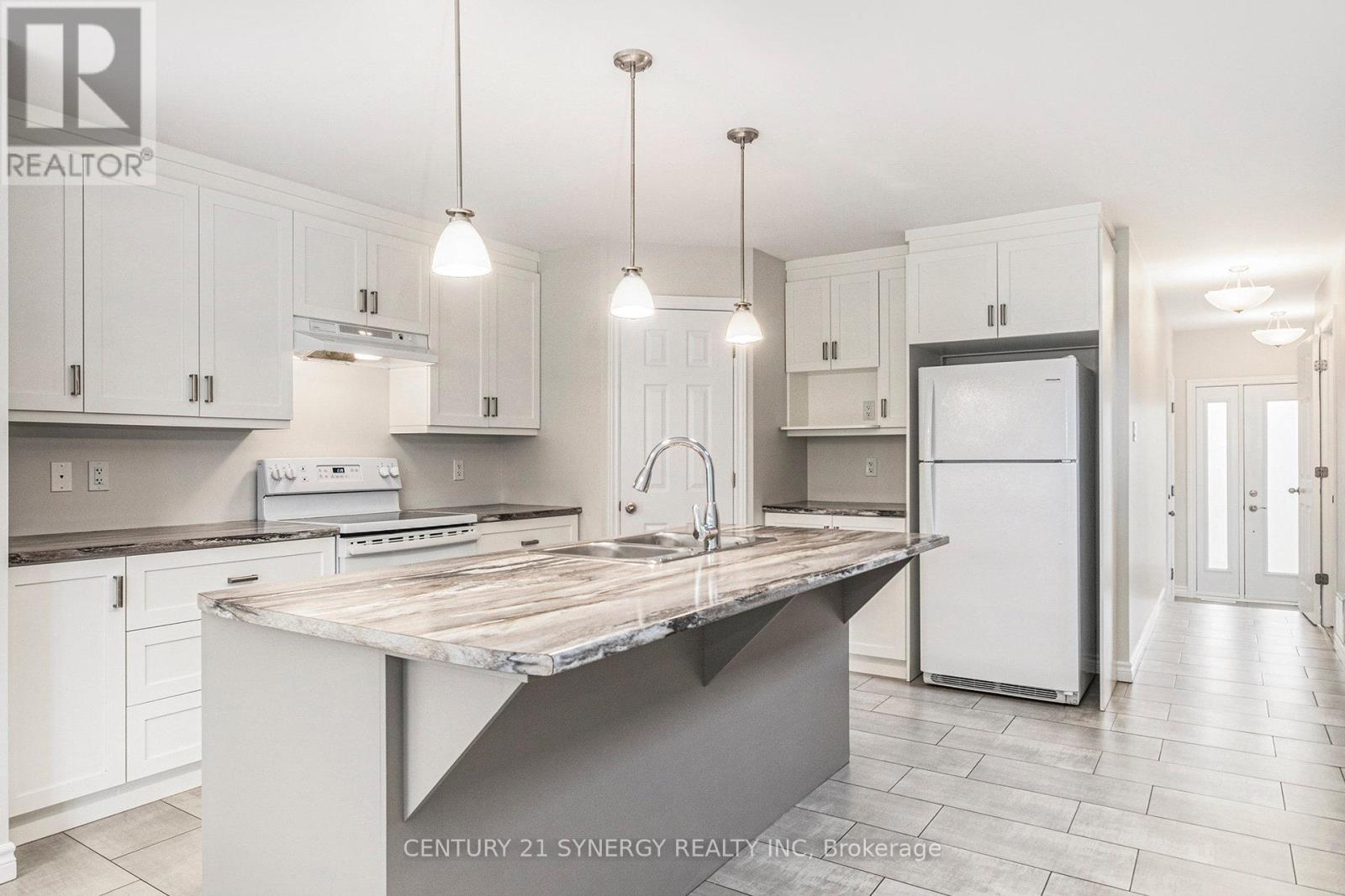 14a George Street, North Stormont, Ontario  K0A 1R0 - Photo 7 - X12429156