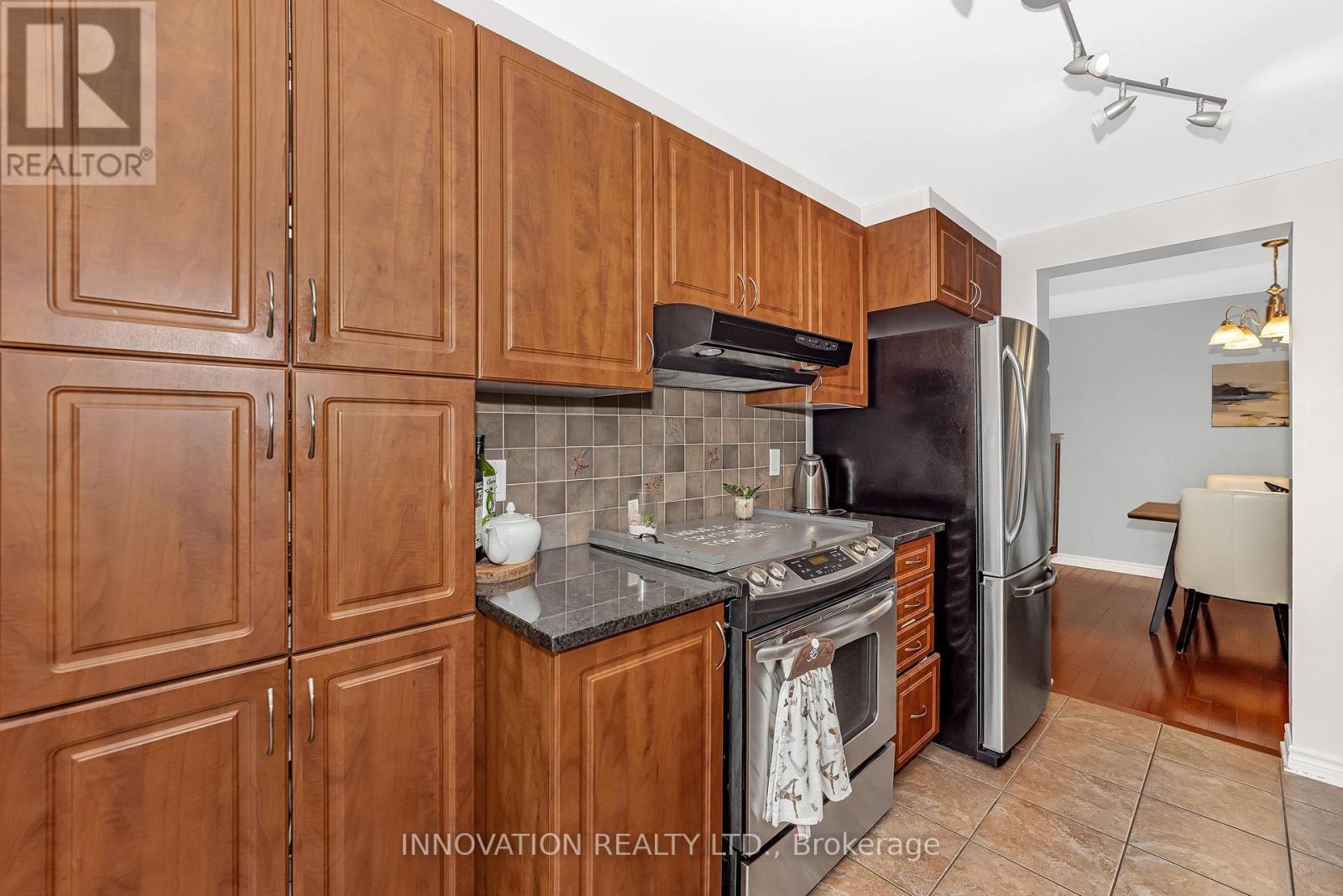 146 Silvermoon Crescent, Ottawa, Ontario  K4A 0P5 - Photo 11 - X12429250