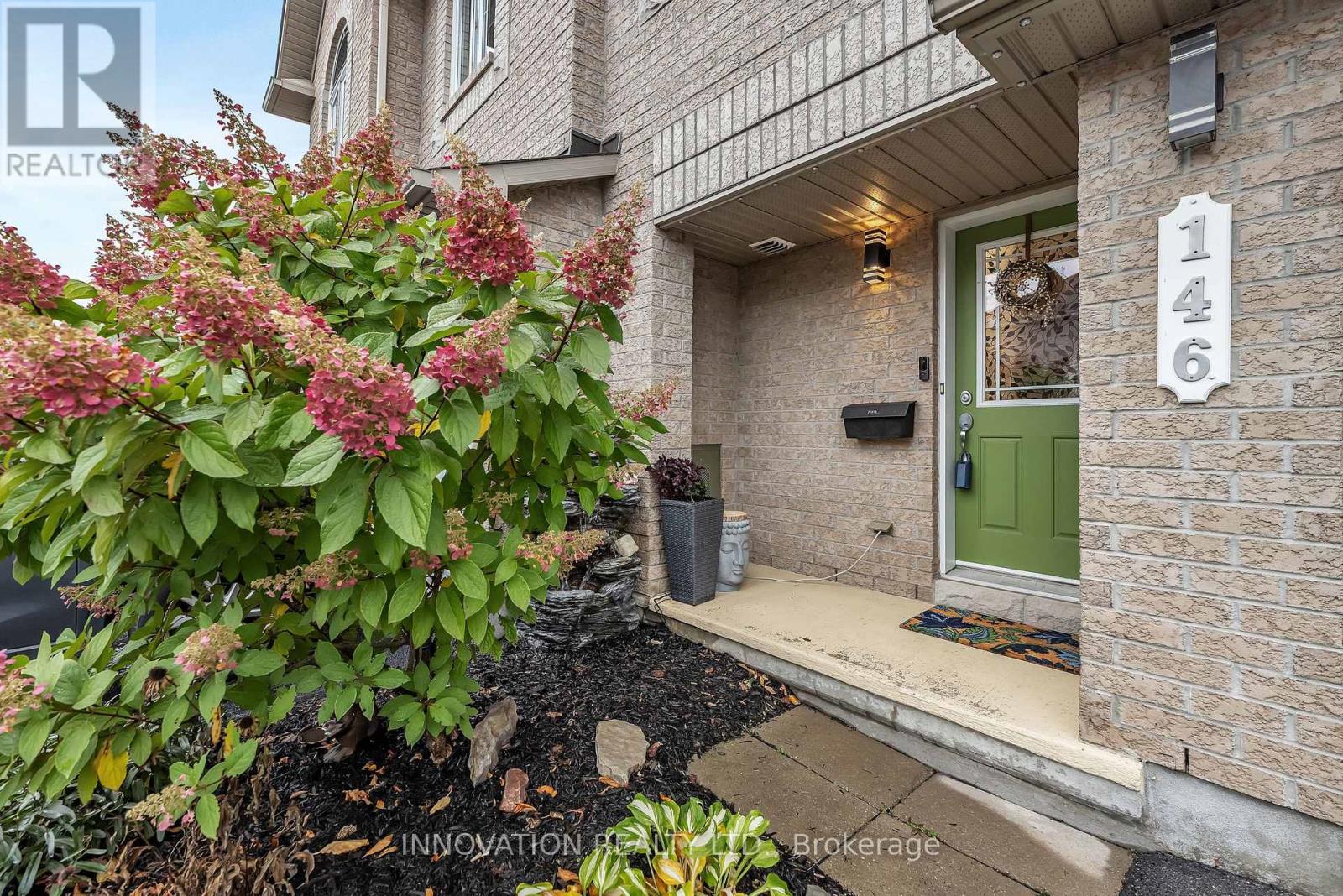 146 Silvermoon Crescent, Ottawa, Ontario  K4A 0P5 - Photo 2 - X12429250