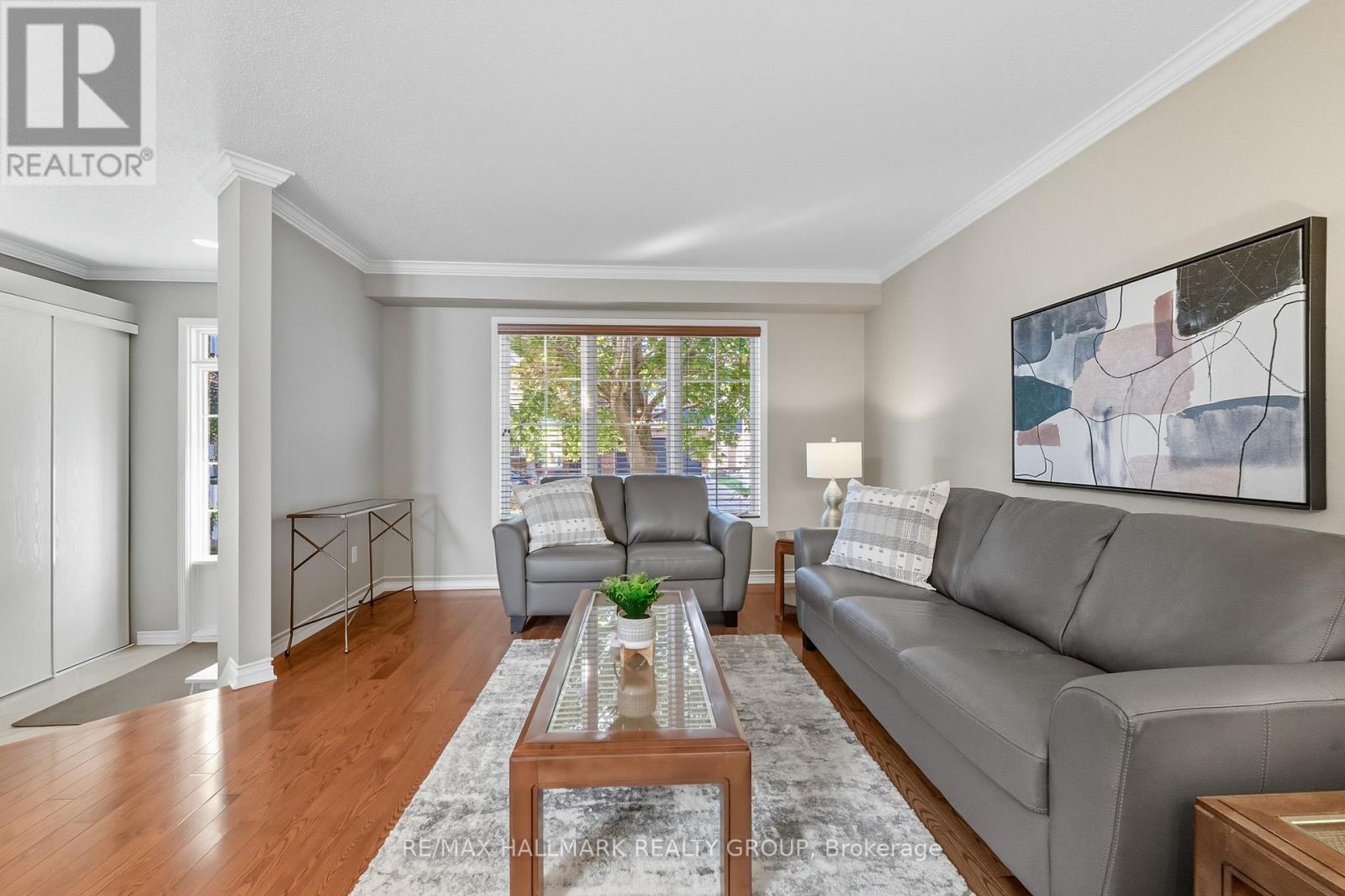 2357 Raintree Drive, Ottawa, Ontario  K1W 1J3 - Photo 7 - X12429253